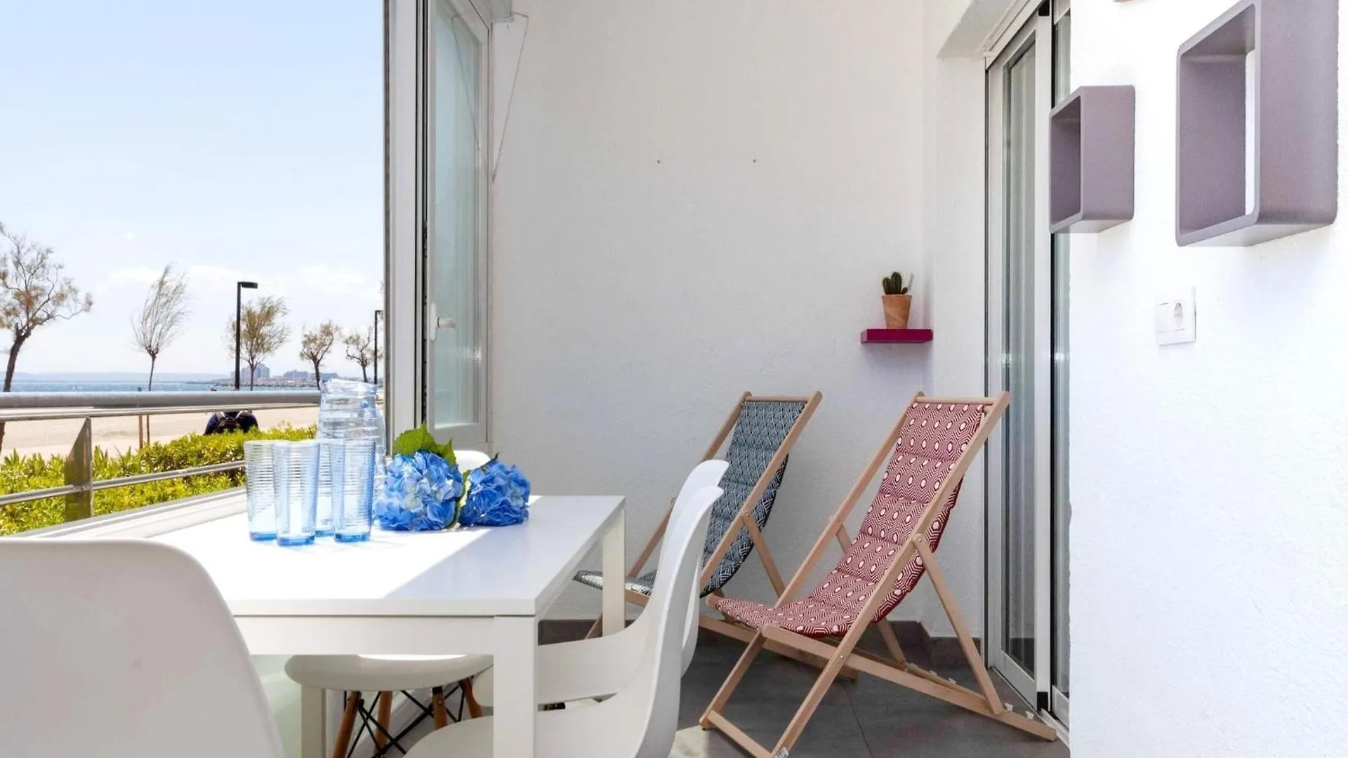 Beautiful 2-Bedroom Apartment For 5 People Rosas